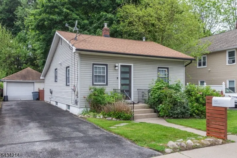 345 Rutherford Ave, Franklin, NJ 07416 - #1