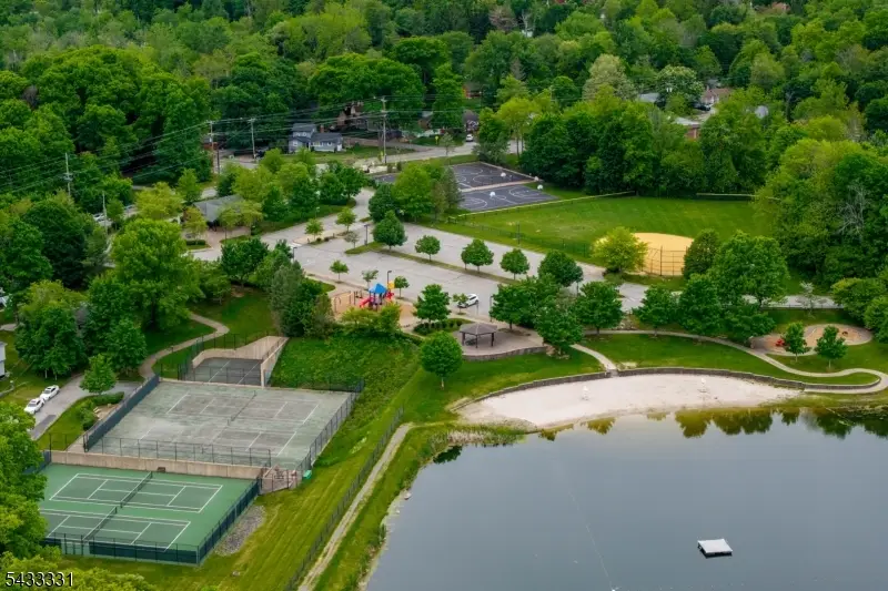 123 Glen Rd, Highland Lakes, NJ 07422 - #3