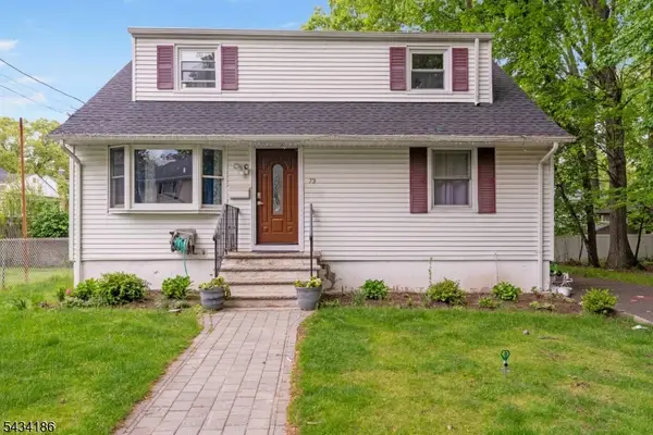 73 Davis Dr, Bergenfield Boro, NJ 07621