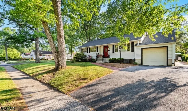 53 Mansfield Rd, Piscataway, NJ 08854 - #3