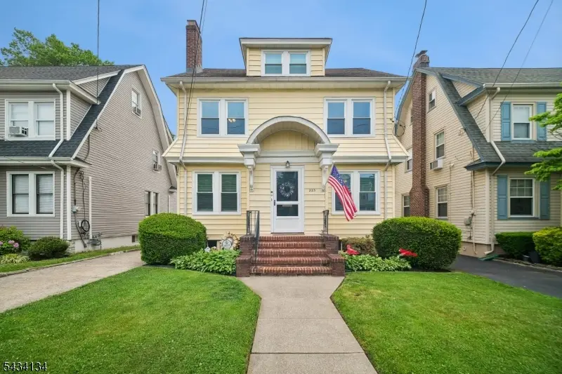 223-225 Keats Ave, Elizabeth, NJ 07208 - #1