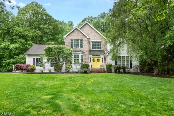 15 Gary Ct, Mount Olive Twp., NJ 07836
