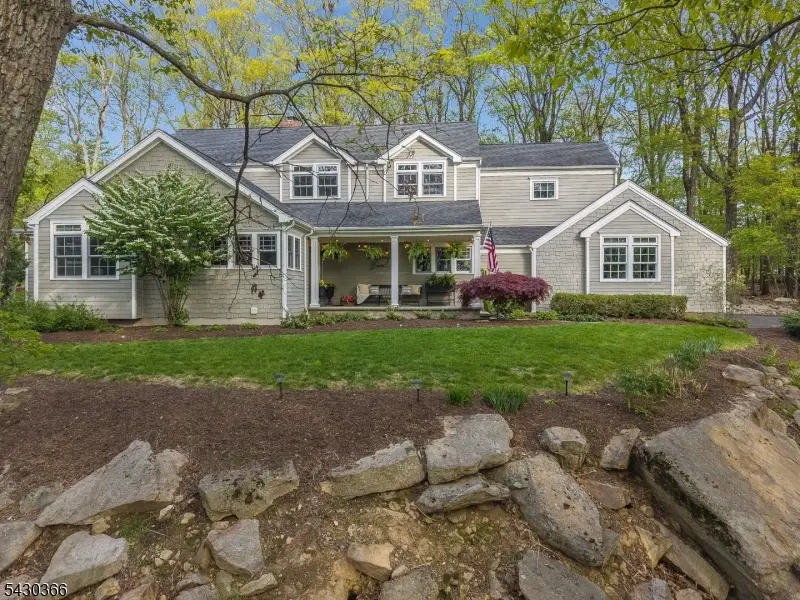 612 Woodglen Rd, Lebanon, NJ 08826 - #1