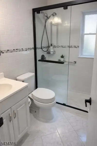 3 Spalding Dr, Livingston, NJ 07039 - #2