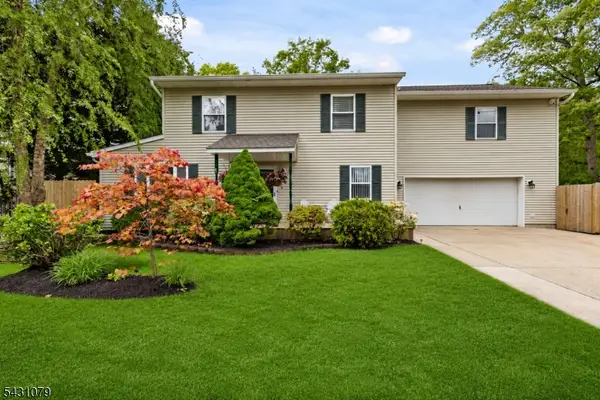 1591 W Princeton Ave, Brick Twp., NJ 08724