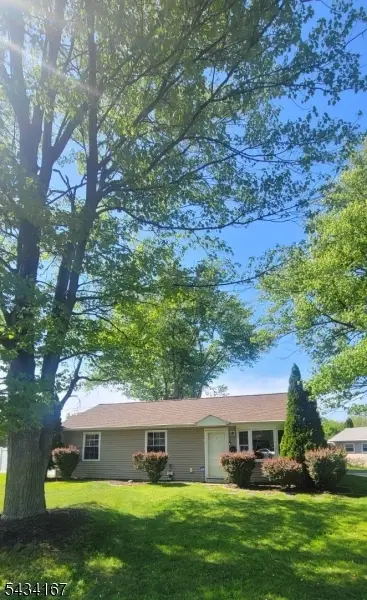 5 Ann Pl, Finderne, NJ 08807 - #3