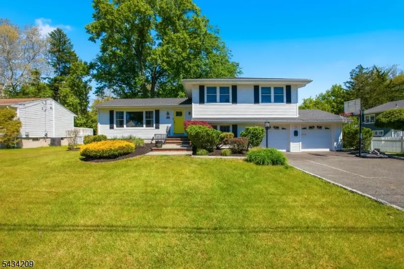 4 Rutgers Rd, Cranford, NJ 07016 - #2