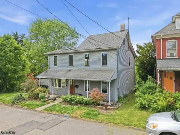 139 N Prospect St, Lopatcong Twp., NJ 08865