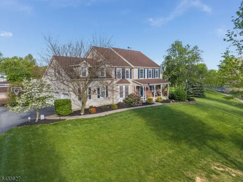 15 Foxwood Ln, Lopatcong, NJ 08865 - #3