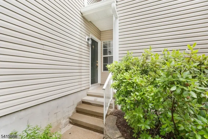 29 Heatherwood Lane, The Hills, NJ 07921 - #3