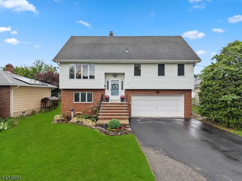 191 Pershing Rd, Clifton, NJ 07013 - #1