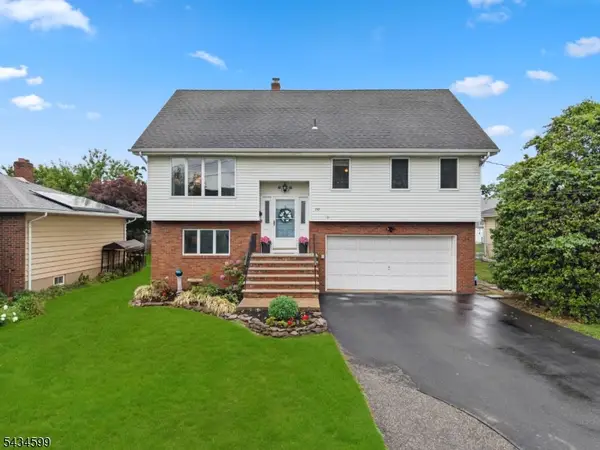 191 Pershing Rd, Clifton City, NJ 07013