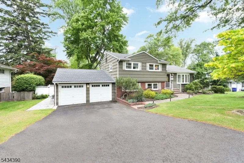 73 Seminole Ave, Wayne, NJ 07470 - #2