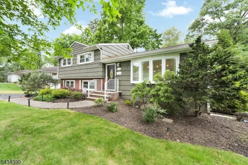 73 Seminole Ave, Wayne, NJ 07470 - #3