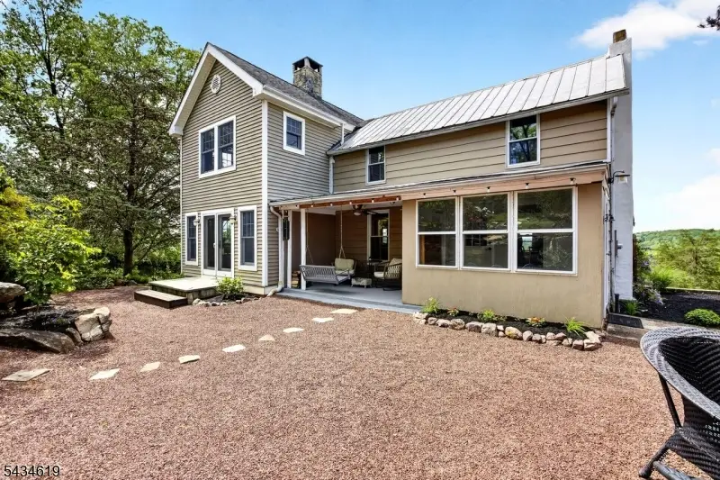 70 Crab Apple Hill Rd, Holland, NJ 08848 - #1