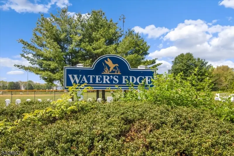 27 Country Lake Dr, Oak Ridge, NJ 07438 - #1