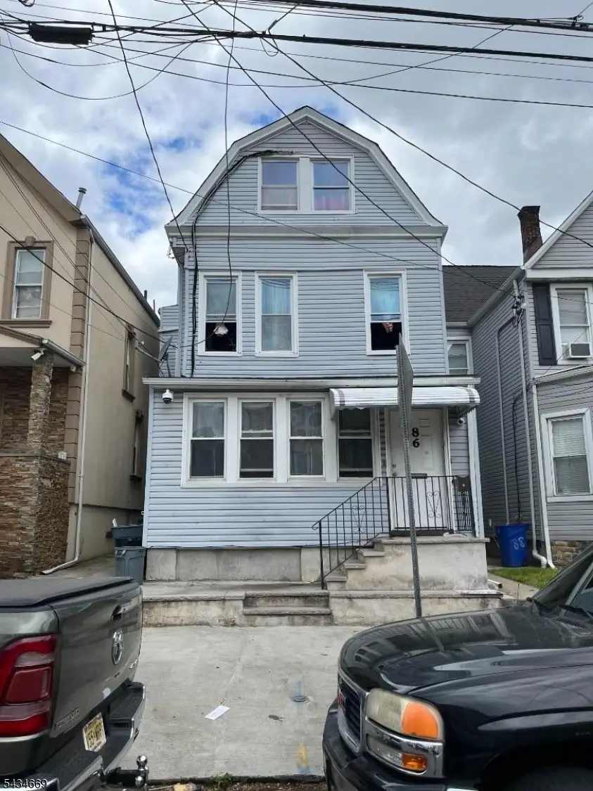 86 Oraton St, Newark, NJ 07104 - #1