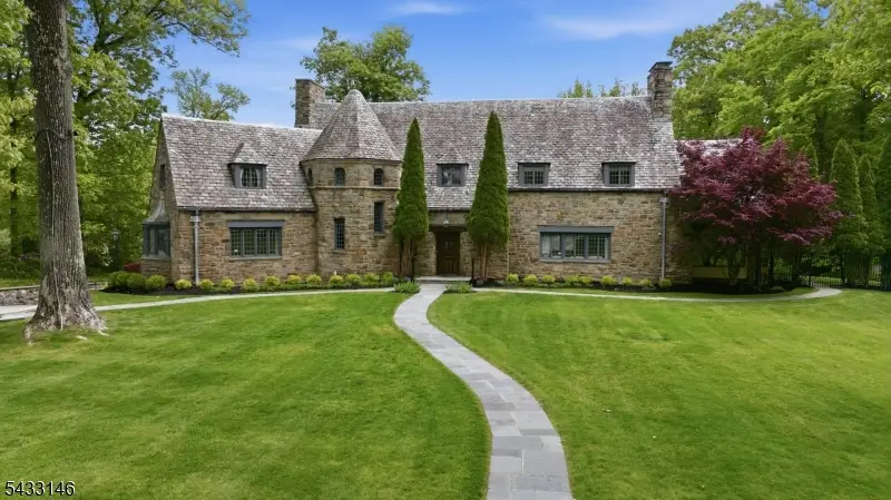 120 Old Chester Rd, Essex Fells, NJ 07021 - #1