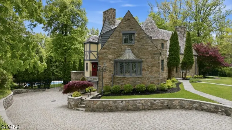 120 Old Chester Rd, Essex Fells, NJ 07021 - #2
