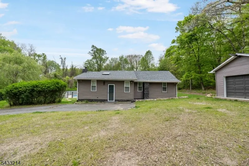 17 Carr Ln, Lower Berkshire Valley, NJ 07885 - #1