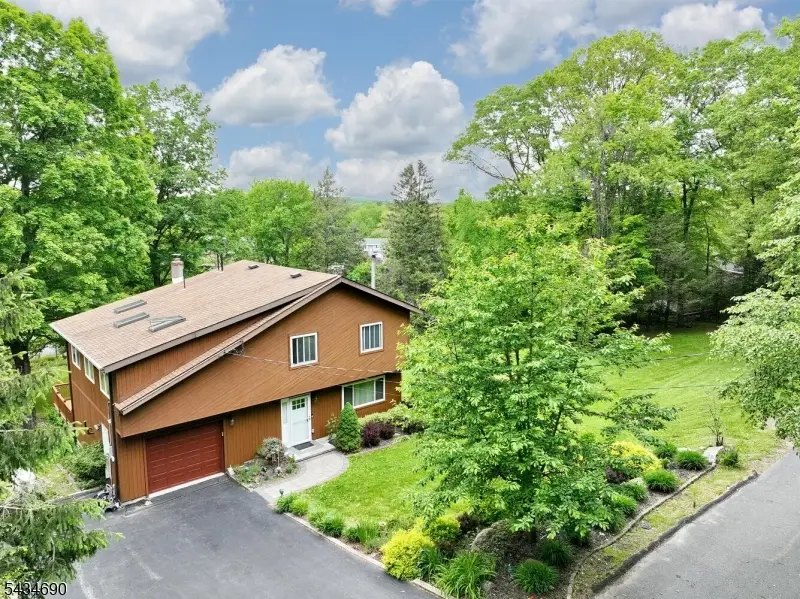 64 Larchmont Dr, West Milford, NJ 07421 - #1