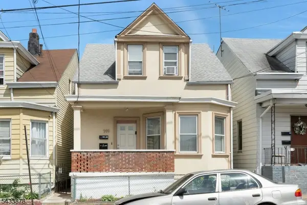 999 E 25th St, Paterson City, NJ 07513