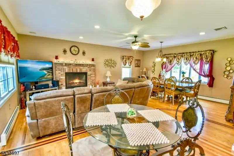 37 Heather Hills Dr, Oak Ridge, NJ 07438 - #3