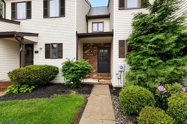 10 Coppermine Vlg #10, Flemington Boro, NJ 08822