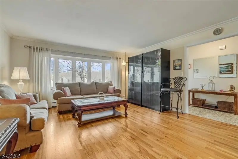 40 Catherine Ct, Cedar Grove, NJ 07009 - #3