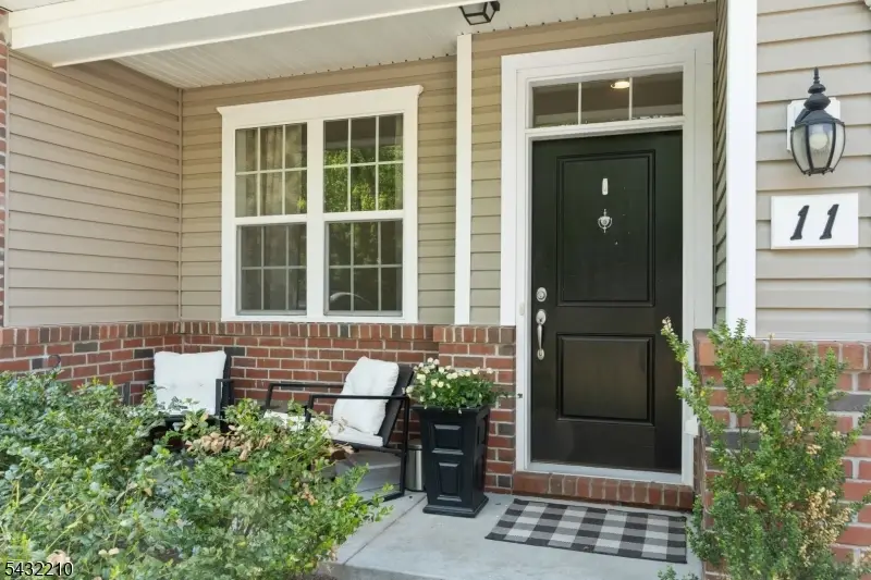11 Cannon Dr, Pennington, NJ 08534 - #2