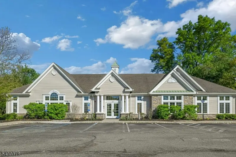 909 Brook Hollow Dr #909, Whippany, NJ 07981 - #2