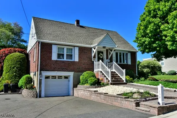 159 Overlook Ave, North Haledon Boro, NJ 07508