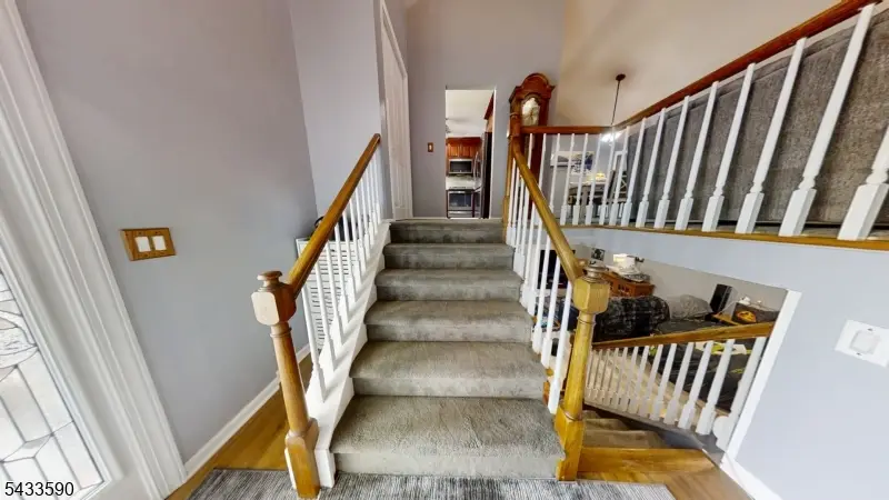4 Meade Ct, Piscataway, NJ 08854 - #3