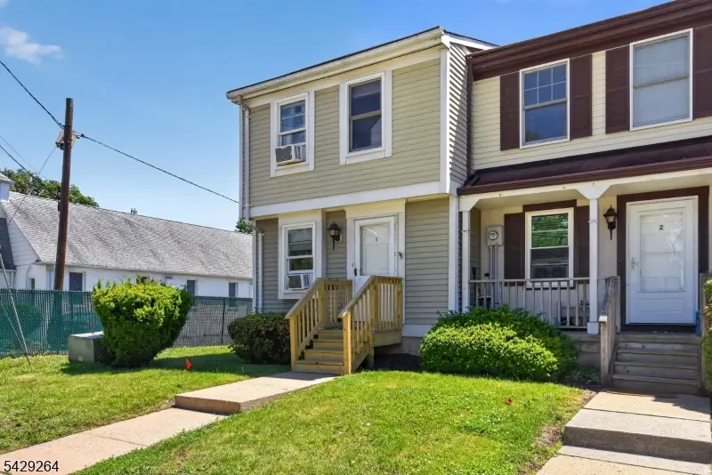 675 Bound Brook Rd, Dunellen, NJ 08812 - #1