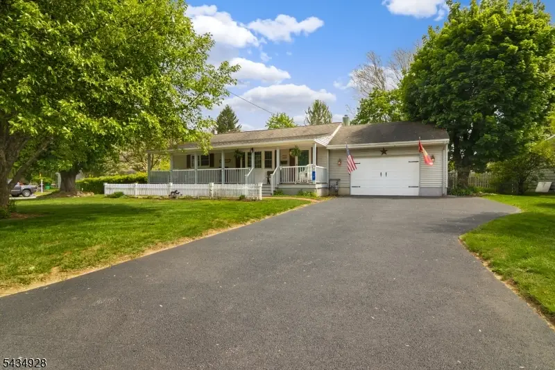 14 Justine Pl, Succasunna, NJ 07876 - #2