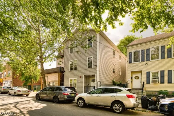 121 N Main St, Paterson City, NJ 07522