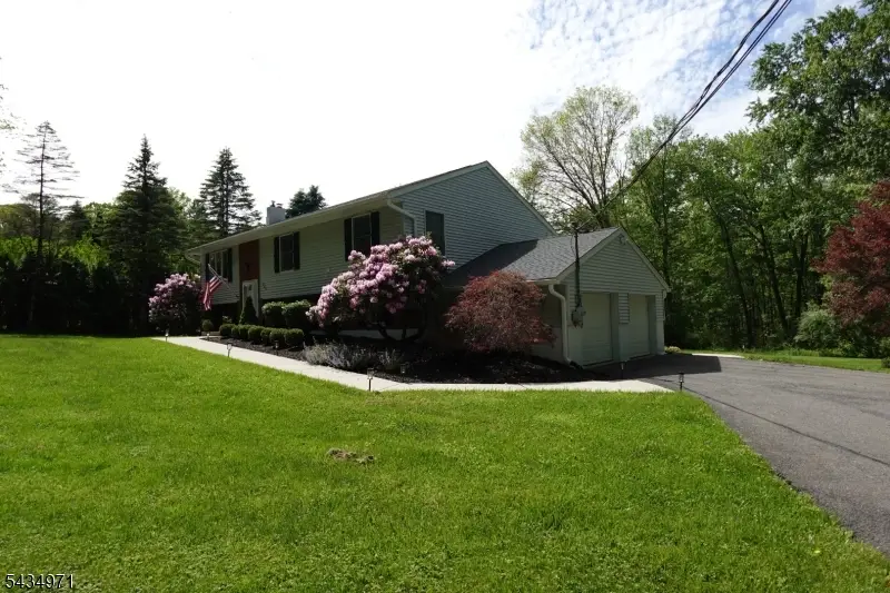 285 Axford Ave, Oxford, NJ 07863 - #2