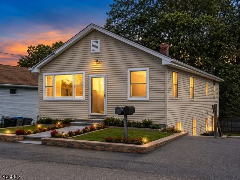 20 Oak St, Rockaway, NJ 07856 - #1