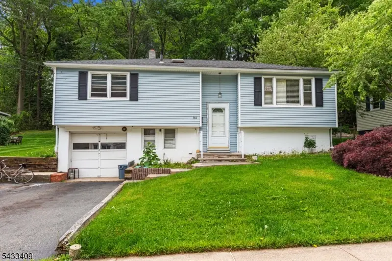 160 Brook Dr, Dover, NJ 07801 - #1