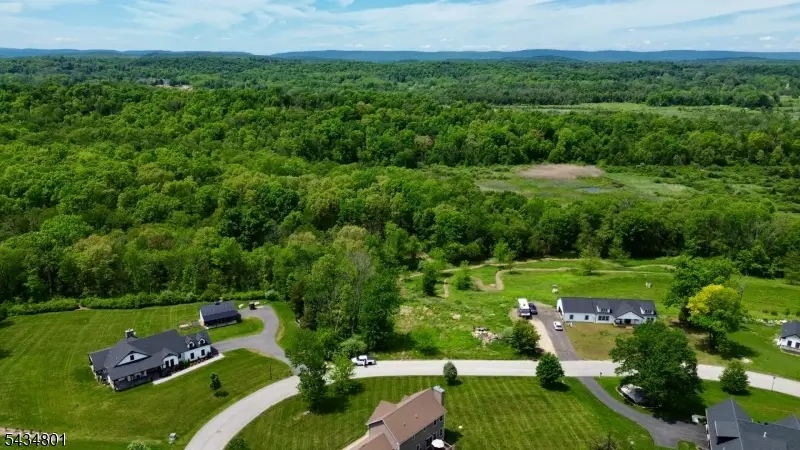 22 Estell Dr, Hardyston, NJ 07416 - #3