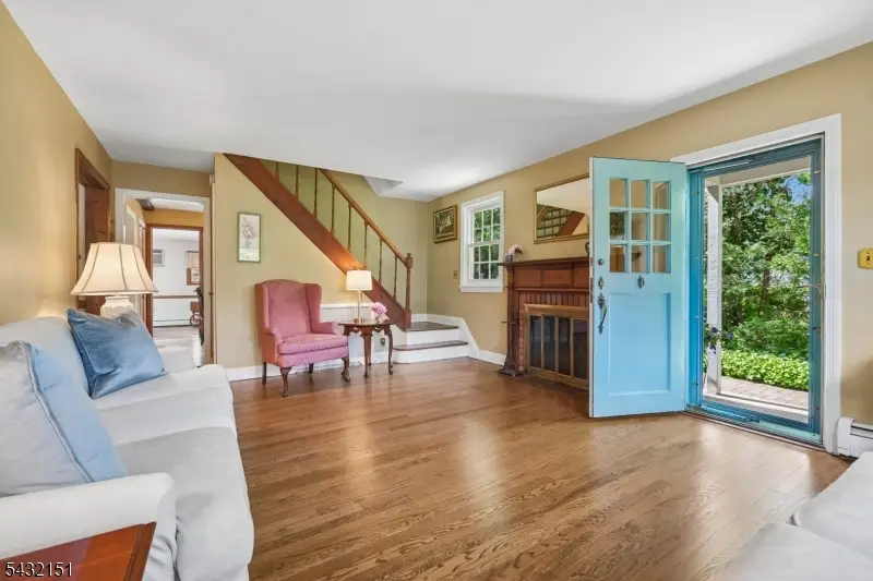 150 West End Place, Cranford, NJ 07016 - #2