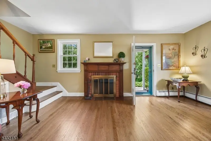 150 West End Place, Cranford, NJ 07016 - #3