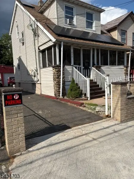 471 20th Ave, Paterson City, NJ 07513