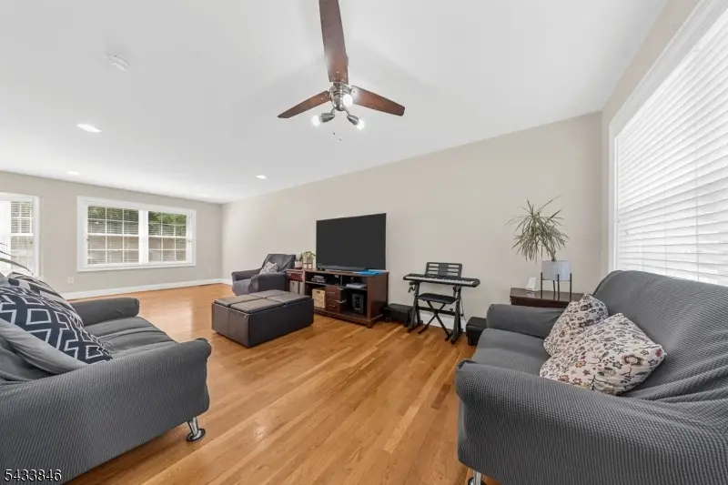 418 Oak St, Boonton, NJ 07005 - #3