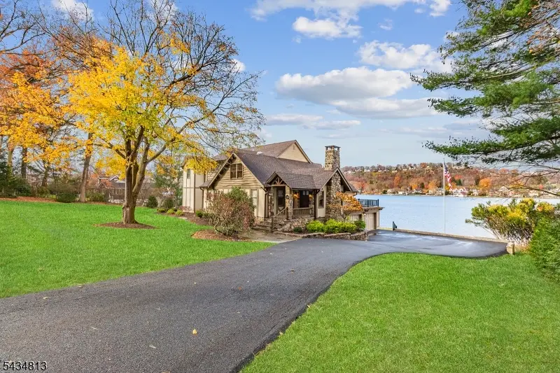 50 Maple Pkwy, Lake Mohawk, NJ 07871 - #1