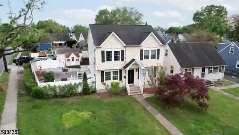 629 Washington Ave, Kenilworth, NJ 07033 - #1
