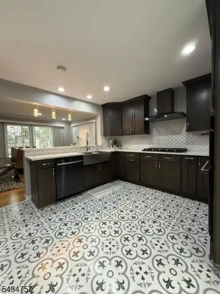 629 Washington Ave, Kenilworth, NJ 07033 - #3