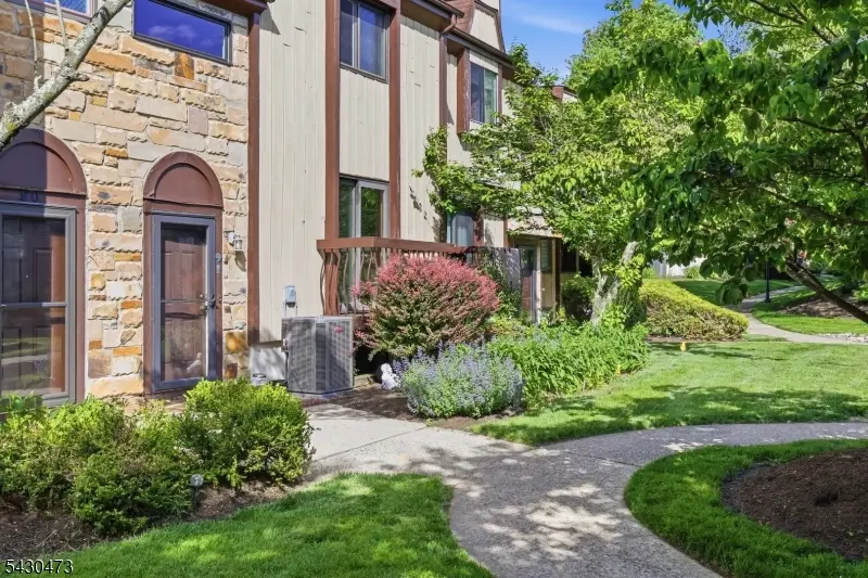 91 Nottingham Sq, Washington, NJ 07853 - #2