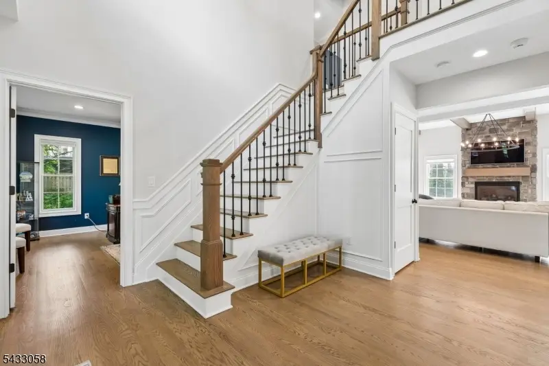 27 Wardle Ave, Berkeley Heights, NJ 07922 - #3