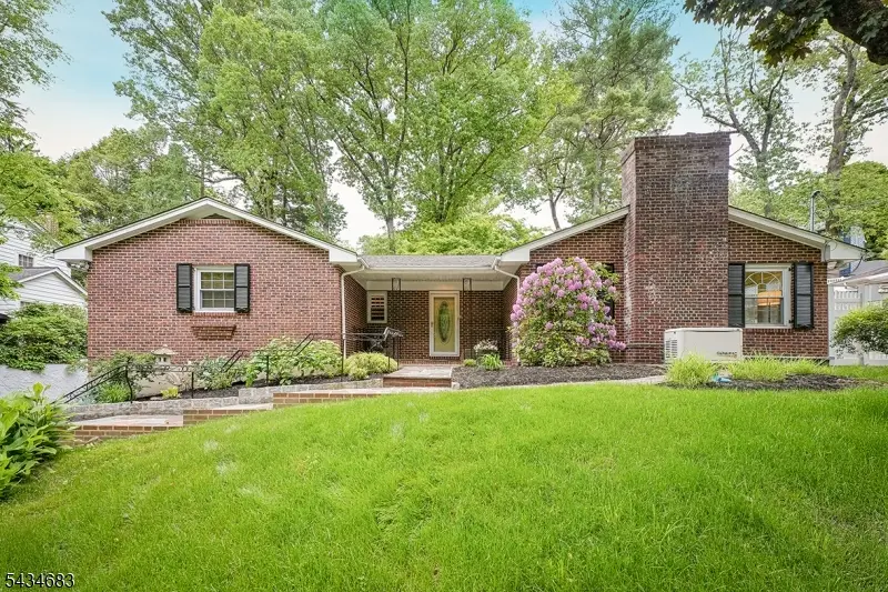 106 Division Ave, Summit, NJ 07901 - #1
